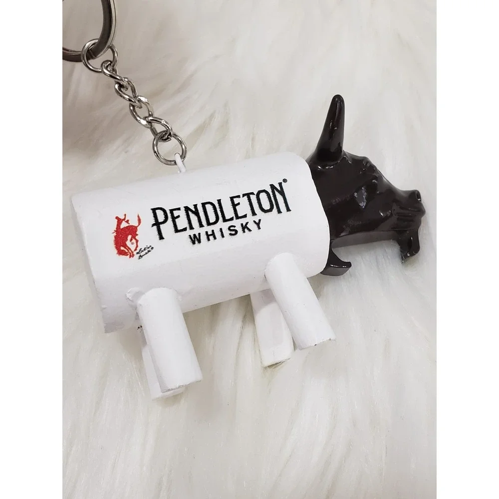 Pendleton Whisky COW Keychain Barware ADVERTISING PROMOTIONAL BULL STEER